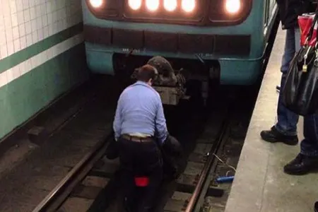 «Bakı metrosunda intihara cəhd edən xanımın ölüm xəbəri yalandır»- - «Bakı Metropoliteni» QSC-dən AÇIQLAMA