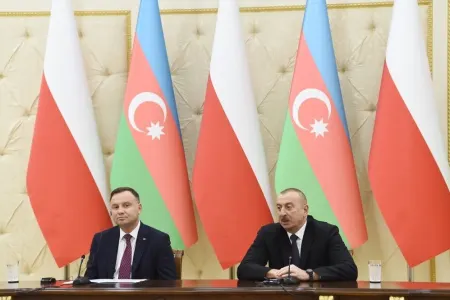 Azərbaycan və Polşa prezidentləri mətbuata bəyanatlarla çıxış ediblər