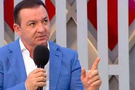 "İnstaqram" bağlanan günə nəzir demişəm" - Vasif Məhərrəmli