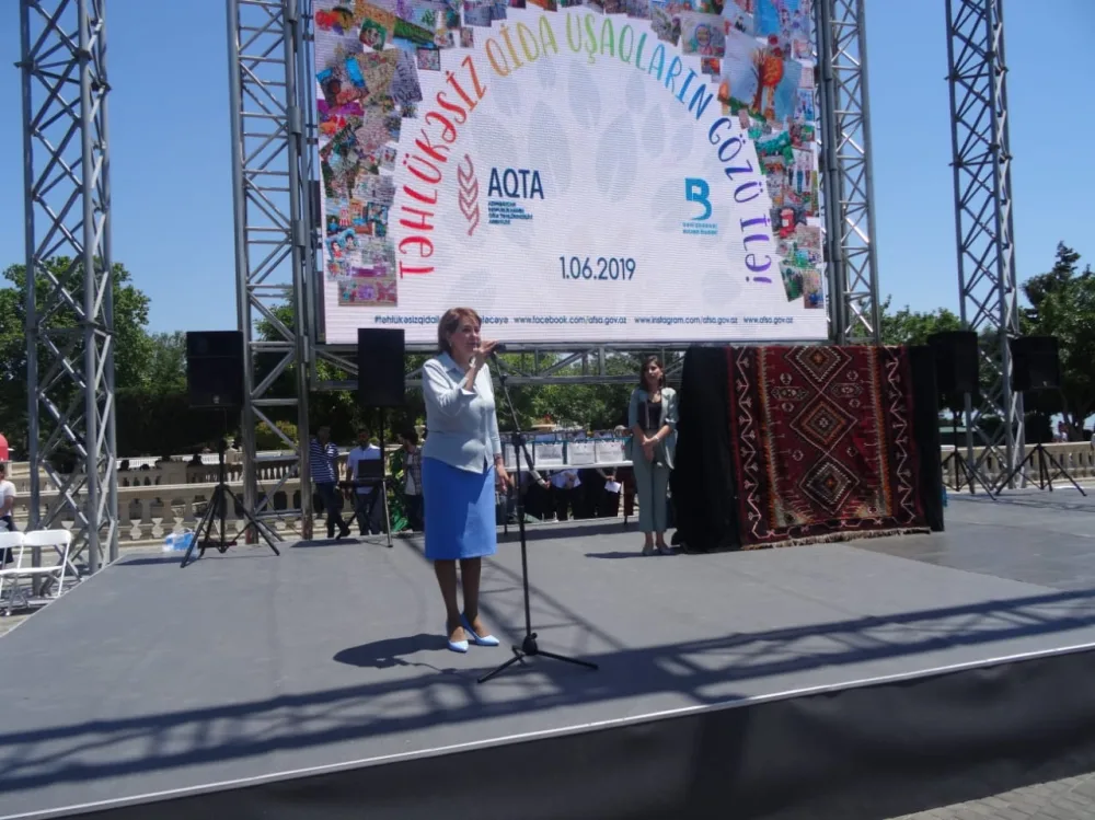 AQTA rəsm müsabiqəsinin qaliblərini mükafatlandırdı