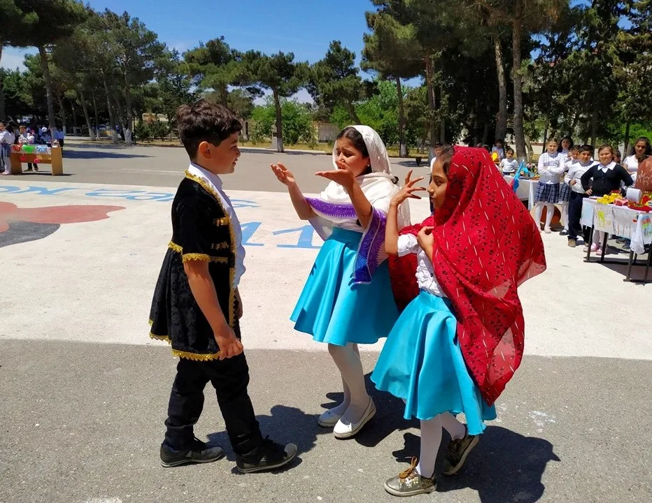 Məktəblərdə Uşaqların Beynəlxalq Müdafiəsi Günü qeyd olunub