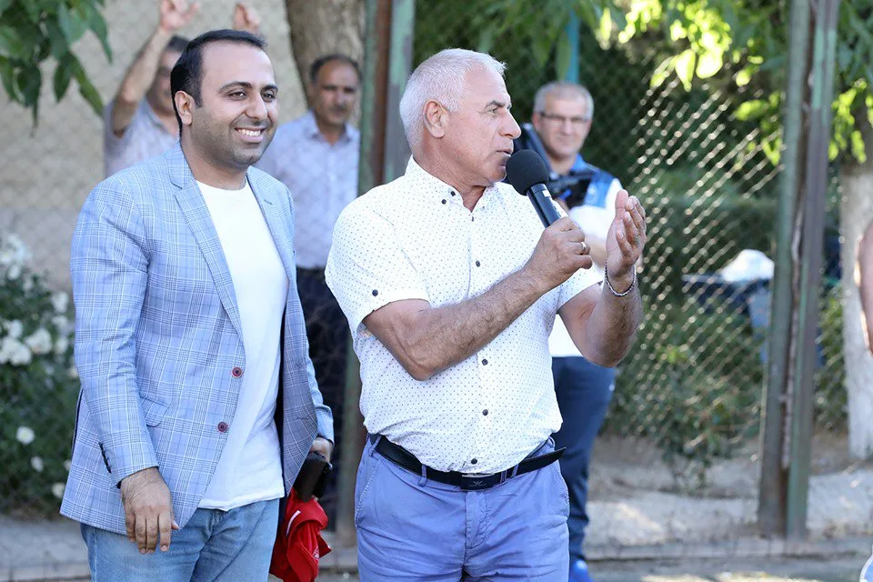 İlham Namiq Kamalın şərəfinə futbol matçı - Məşhurlar meydanda çıxdı- FOTOLAR