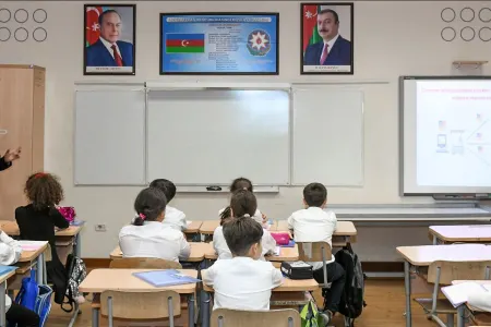 Müəllimlərin yerdəyişməsinə start verildi