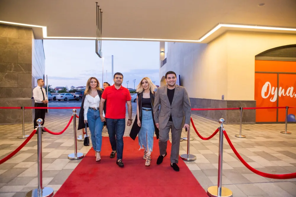“CinemaPlus” yay mövsümünü Elton Conla açdı - FOTO - VİDEO