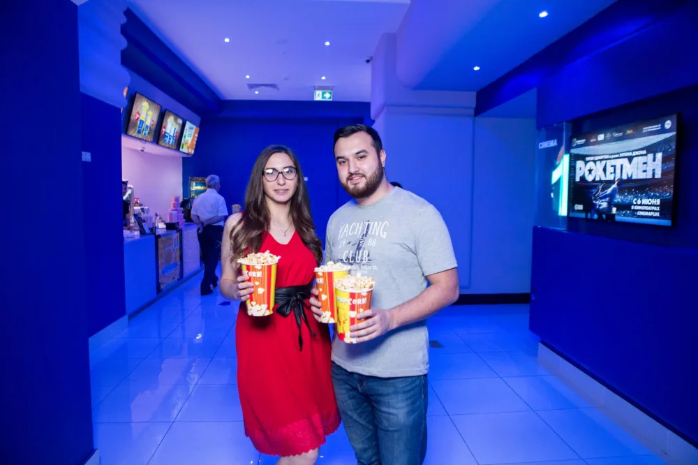 “CinemaPlus” yay mövsümünü Elton Conla açdı - FOTO - VİDEO