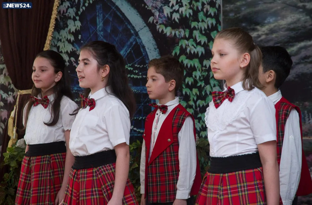 Bakı Slavyan Universitetinin Məktəb Lisey Kompleksində 4-cülər buraxılış gününü - QEYD ETDİ - FOTO - VIDEO