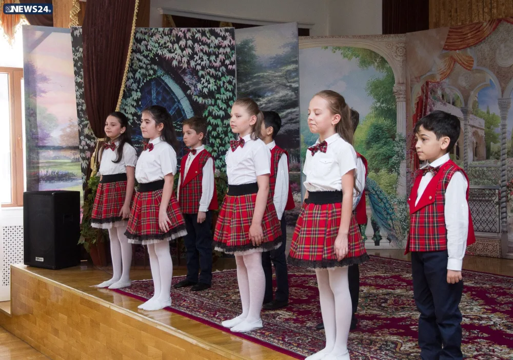 Bakı Slavyan Universitetinin Məktəb Lisey Kompleksində 4-cülər buraxılış gününü - QEYD ETDİ - FOTO - VIDEO