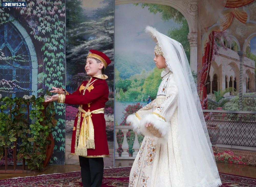 Bakı Slavyan Universitetinin Məktəb Lisey Kompleksində 4-cülər buraxılış gününü - QEYD ETDİ - FOTO - VIDEO