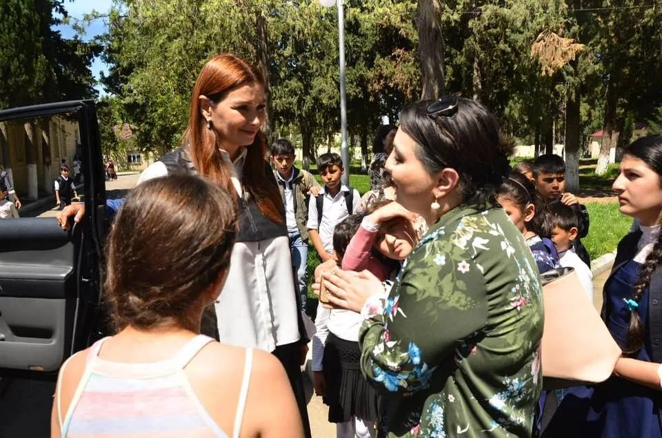 Qənirə Paşayeva Tovuzda sakinlərlə görüşüb - FOTOLAR