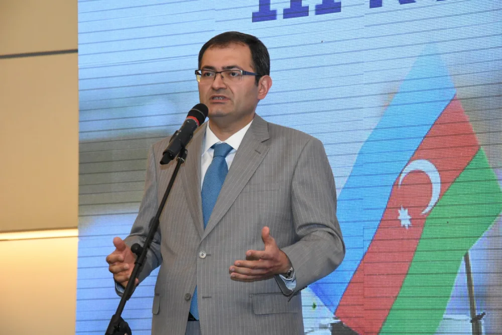 Heydər Əliyev Mərkəzində III Robot Olimpiadası keçirilir - FOTOLAR