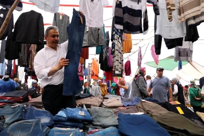 Bələdiyyə başçısı bazarda - ŞALVAR SATIR- FOTO - VİDEO