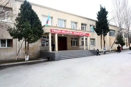 Liseylərin V və VII siniflərinə elektron sənəd qəbulu başlayır