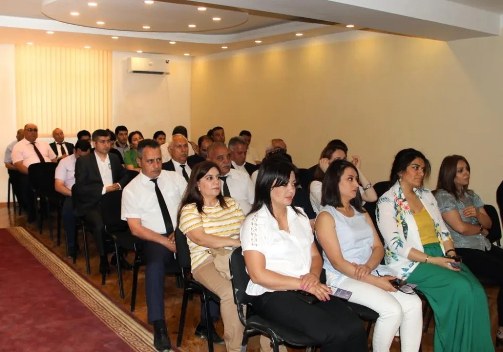 "Məzuniyyət hüququ və onun təmin edilməsi” mövzusunda - TƏDBİR KEÇİRİLİB