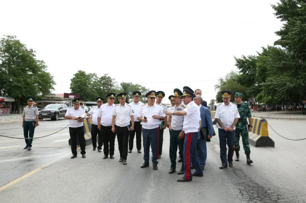 Samur çayı üzərində avtomobil körpüsünün tikintisinə baxış keçirilib