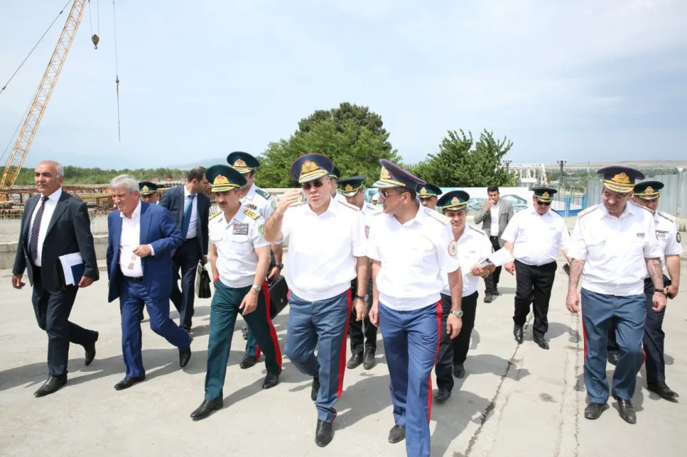 Samur çayı üzərində avtomobil körpüsünün tikintisinə baxış keçirilib