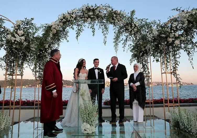 Ərdoğan Məsud Özilin nikah şahidi oldu- - FOTO