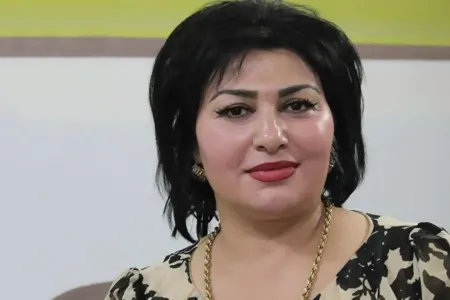 Telli Borçalı çimərlik geyimində - VİDEO SORĞU
