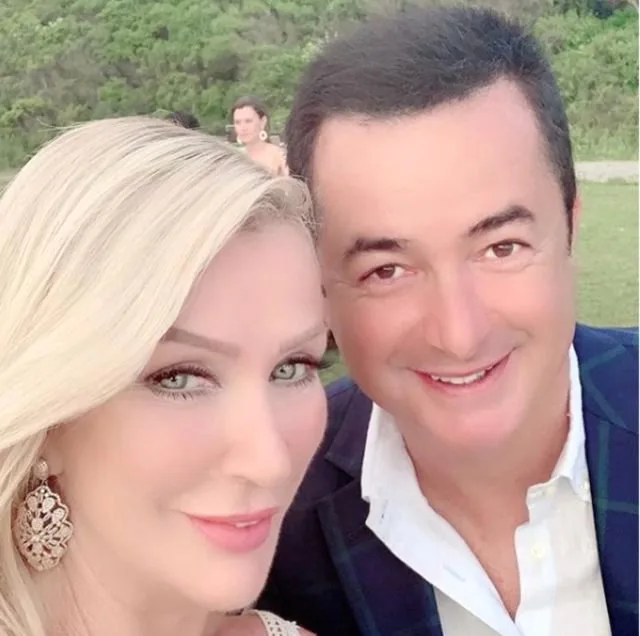 Seda Sayan Acunun makiyajlı görüntüsünü paylaşdı - FOTO