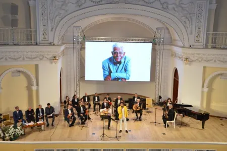 Vaqif Səmədoğlunun 80 illiyinə həsr olunmuş poeziya gecəsi təşkil edilib - FOTO