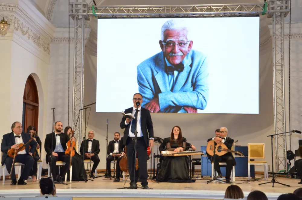 Vaqif Səmədoğlunun 80 illiyinə həsr olunmuş poeziya gecəsi təşkil edilib - FOTO