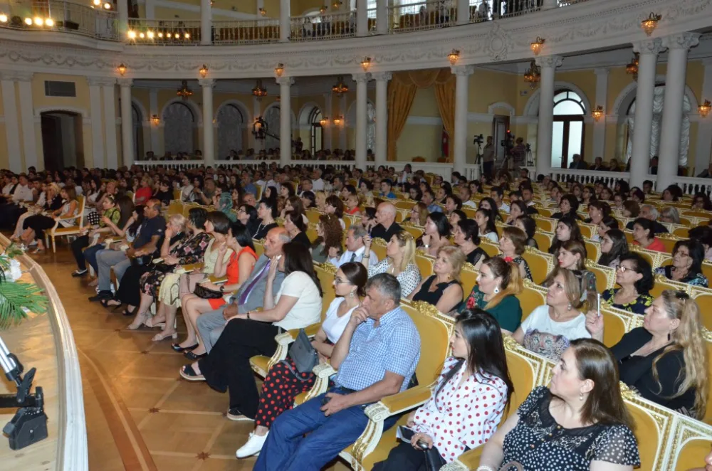Vaqif Səmədoğlunun 80 illiyinə həsr olunmuş poeziya gecəsi təşkil edilib - FOTO