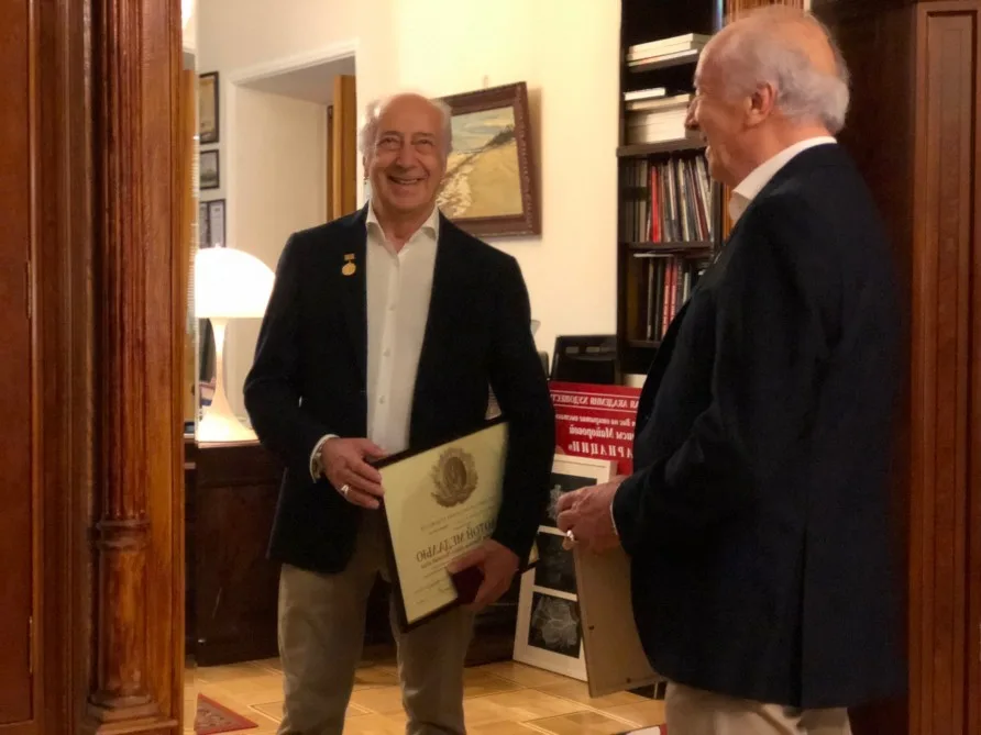 Çingiz Fərzəliyev Rusiya Rəssamlıq Akademiyasının Qızıl medalına - LAYİQ GÖRÜLÜB