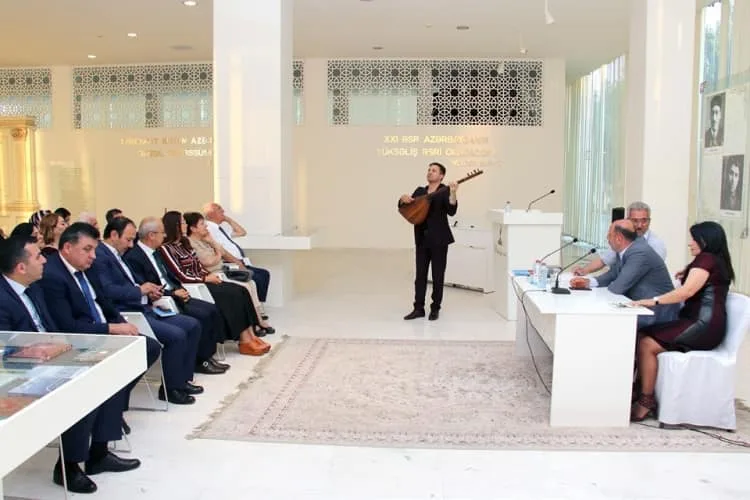 Millət vəkili türk aydınlarıbna çağırış etdi