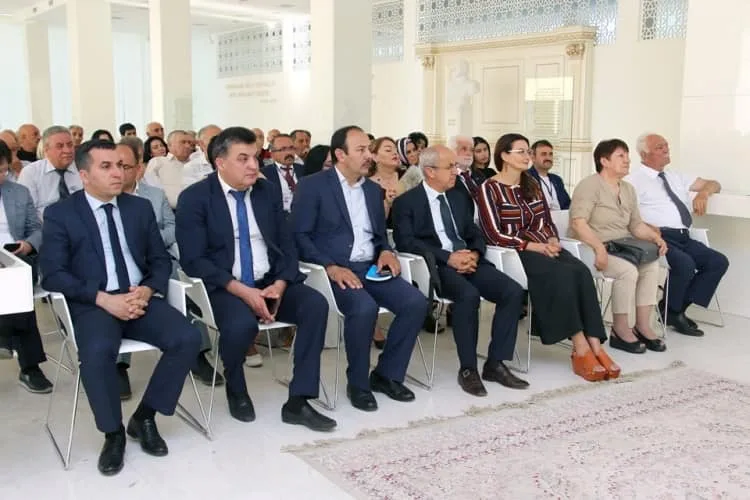 Millət vəkili türk aydınlarıbna çağırış etdi