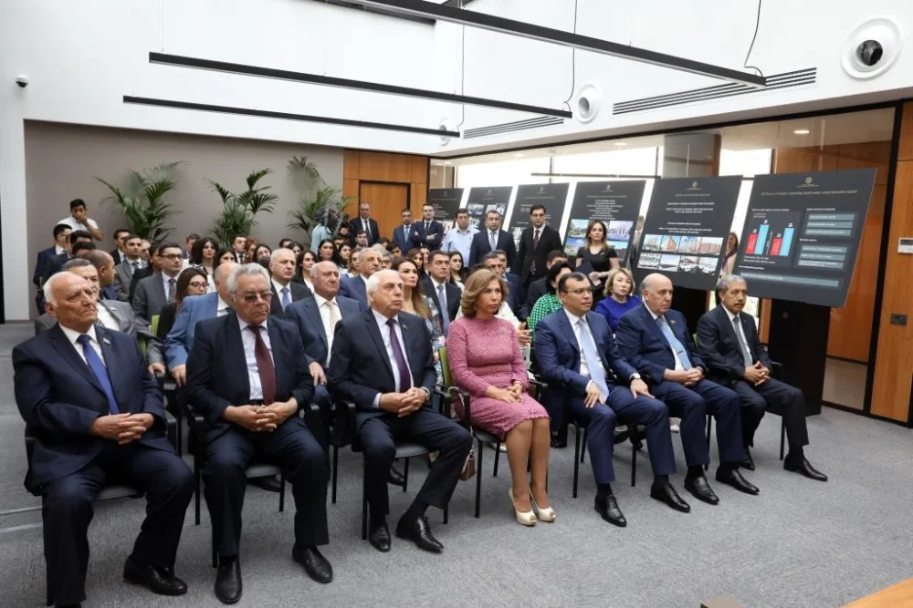 Millət vəkilləri DOST mərkəzi ilə tanış olublar