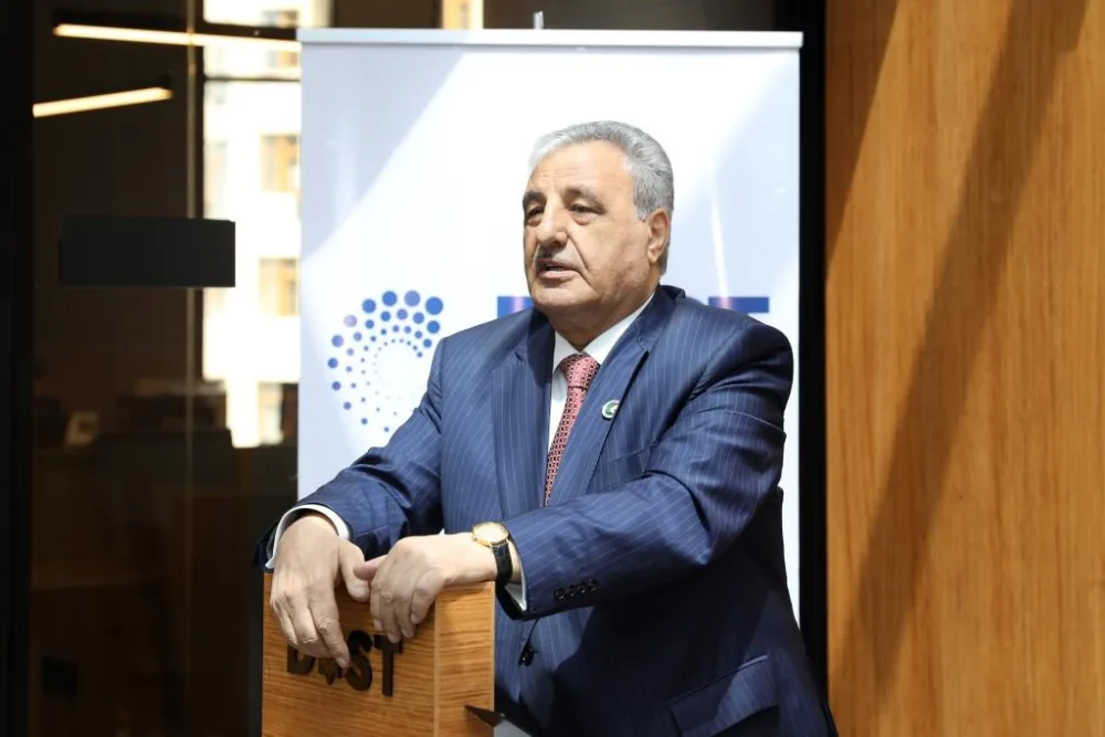 Millət vəkilləri DOST mərkəzi ilə tanış olublar