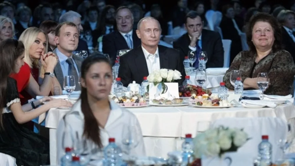 Ornella Muti həbs olunacaq - SƏBƏB PUTİNDİR - FOTO