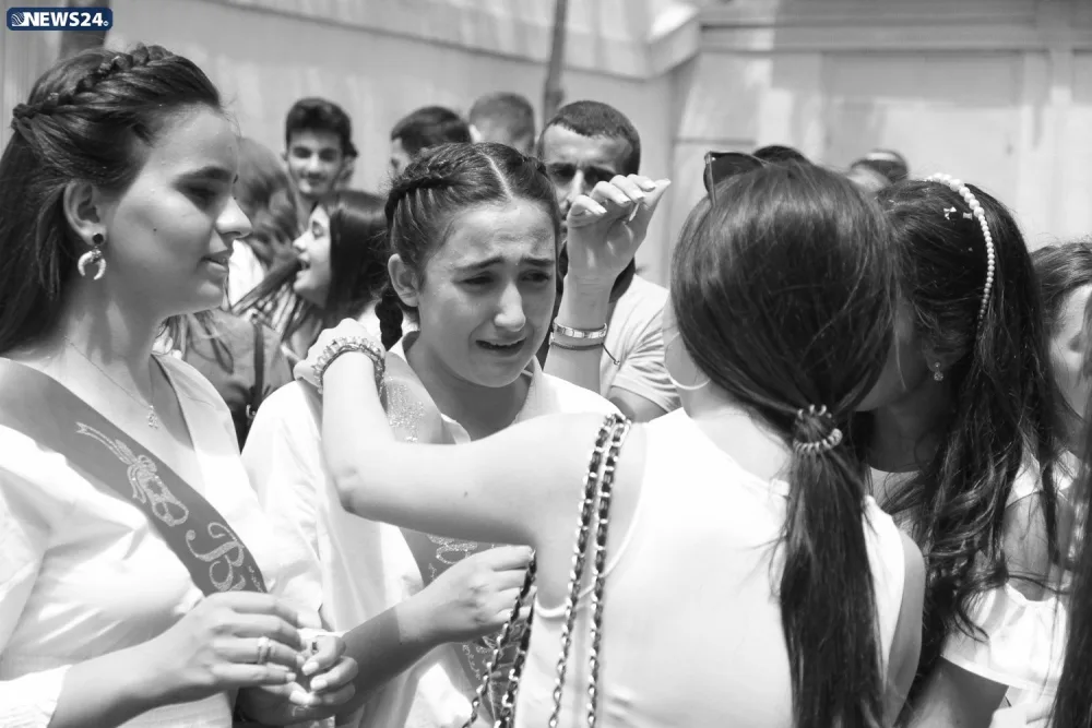 “Son zəng” göz yaşları, xatirələr, vidalaşma… - – FOTOLAR – VİDEOREPORTAJ