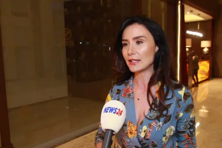 Leyla: “Camaat kosmosa uçur, biz isə yengə məsələsini müzakirə edirik” - VİDEO