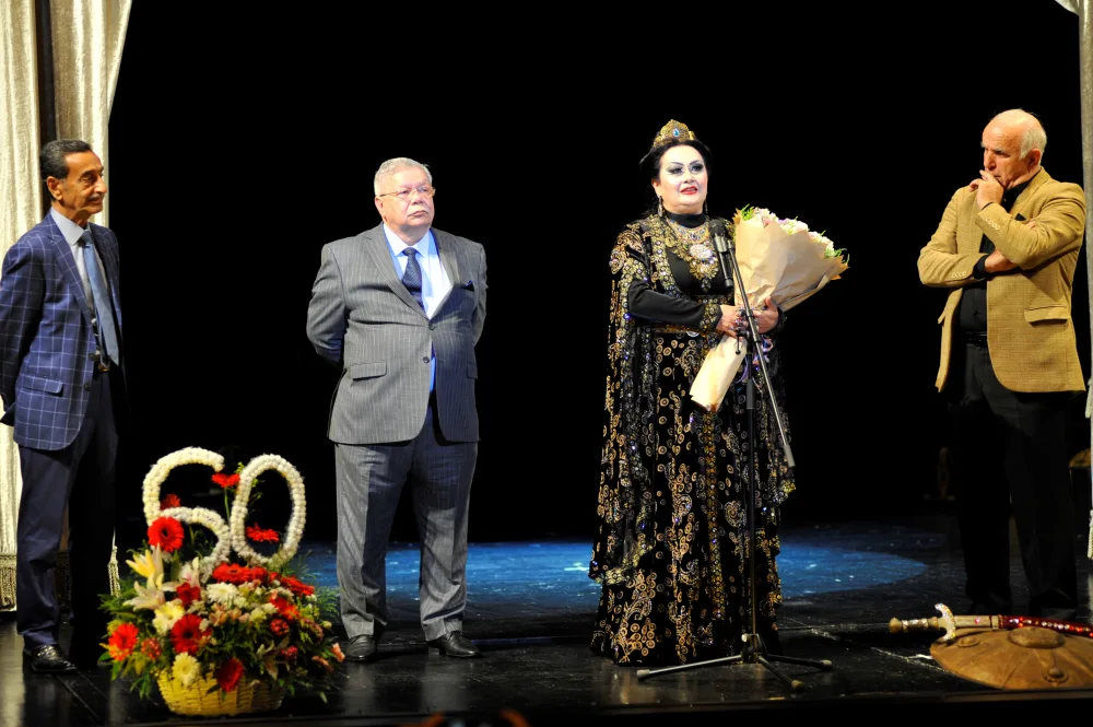 60 yaşın hesabatı - Bəsti Cəfərovanın növbəti “Qətibə İnanc”ı