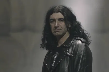 "Bu akşam ölürüm"ü oxuyan müğənni: - "İntiharlara görə məni günahladırırdılar" - VİDEO