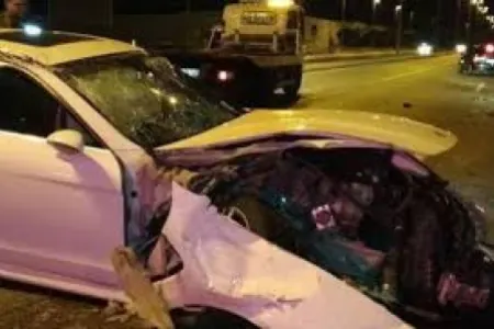 Abşeron rayonunda dəhşətli avtomobil qəzası - avtomobil beton maneəyə çırpıldı, sürücü ÖLDÜ
