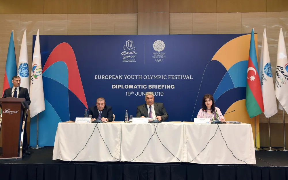 “Bakı-2019” Avropa Gənclər Yay Olimpiya Festivalı diplomatik brifinqə - EV SAHiBLİYİ ETDİ - FOTO