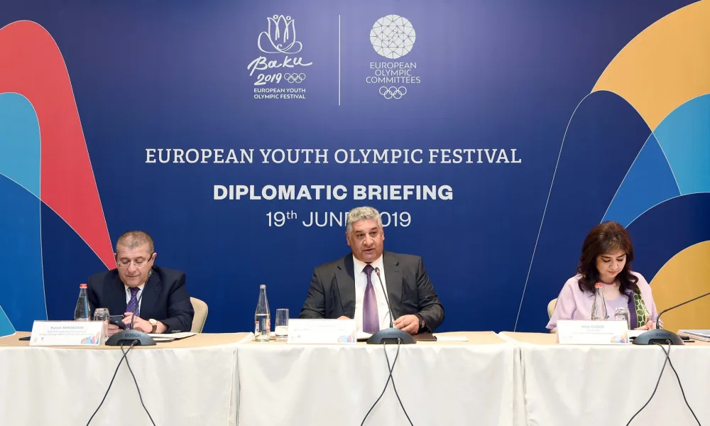 “Bakı-2019” Avropa Gənclər Yay Olimpiya Festivalı diplomatik brifinqə - EV SAHiBLİYİ ETDİ - FOTO