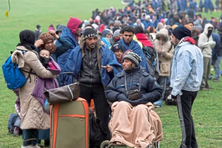 Bu gün Ümumdünya Qaçqınlar Günüdür- - QAÇQINLAR VARLI DEYİL, İEOÖ-də MƏSKUNLAŞIB
