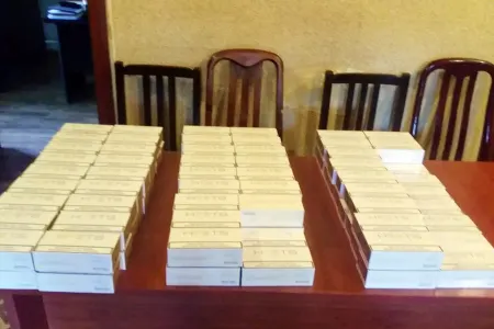 Gömrükçülər 19800 ədəd müxtəlif markalı siqaretlər - AŞKARLADI