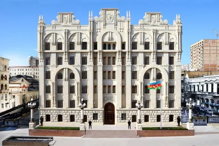 Ramil Usubov kollektivlə vidalaşdı, yeni nazir təqdim olunur - Mərasim