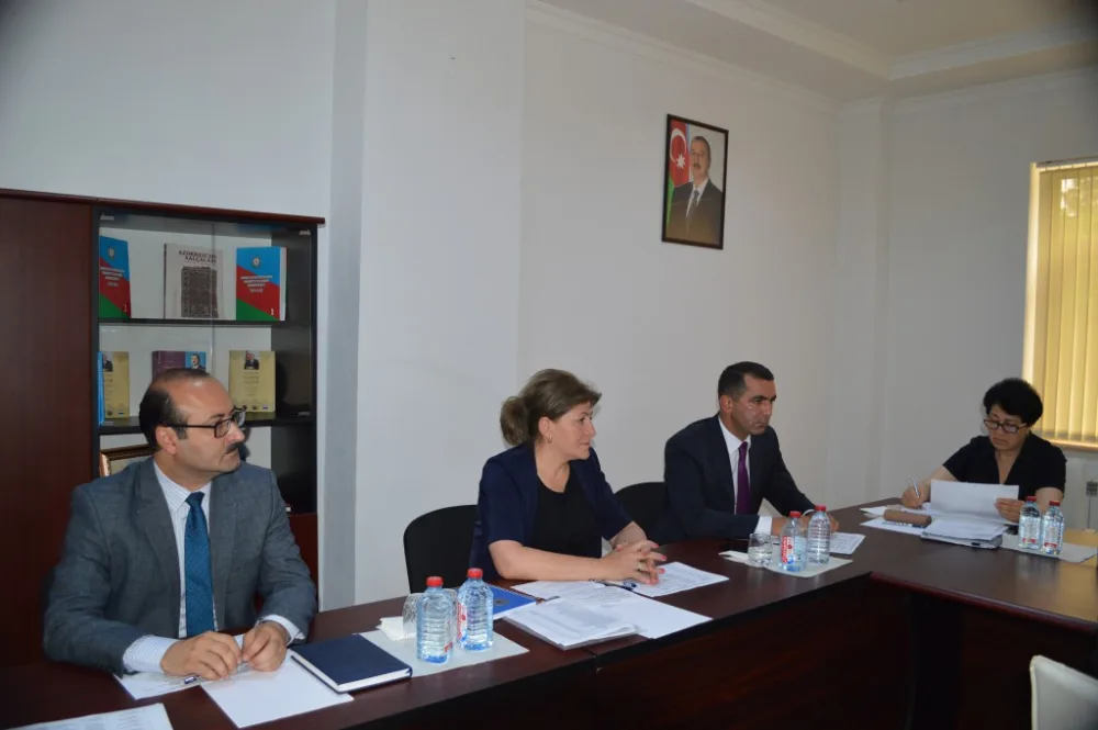 Nazir və müavinləri vətəndaşları qəbul etdi - Foto