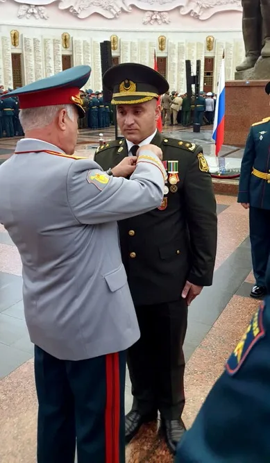 Azərbaycan zabiti Rusiya Ümumqoşun akademiyasını qızıl medalla bitirib