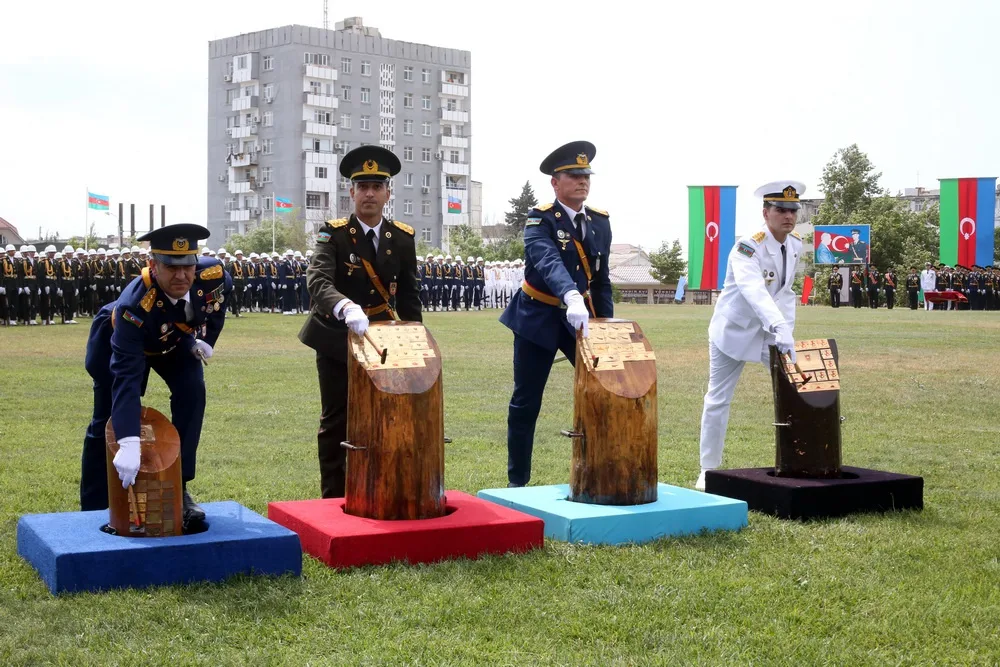 Azərbaycan Ali Hərbi Məktəbində buraxılış mərasimi keçirilib - FOTO