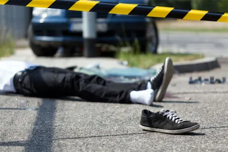 Sabah toyu olacaq gənc Bakıda avtomobillə adam vurdu