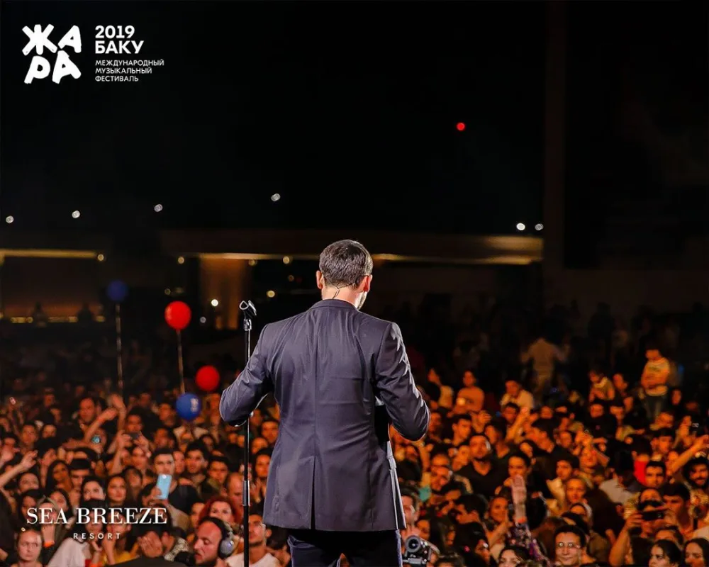 Emin azərbaycanlı və rusiyalı ulduzlarla party etdi - FOTOSESSİYA