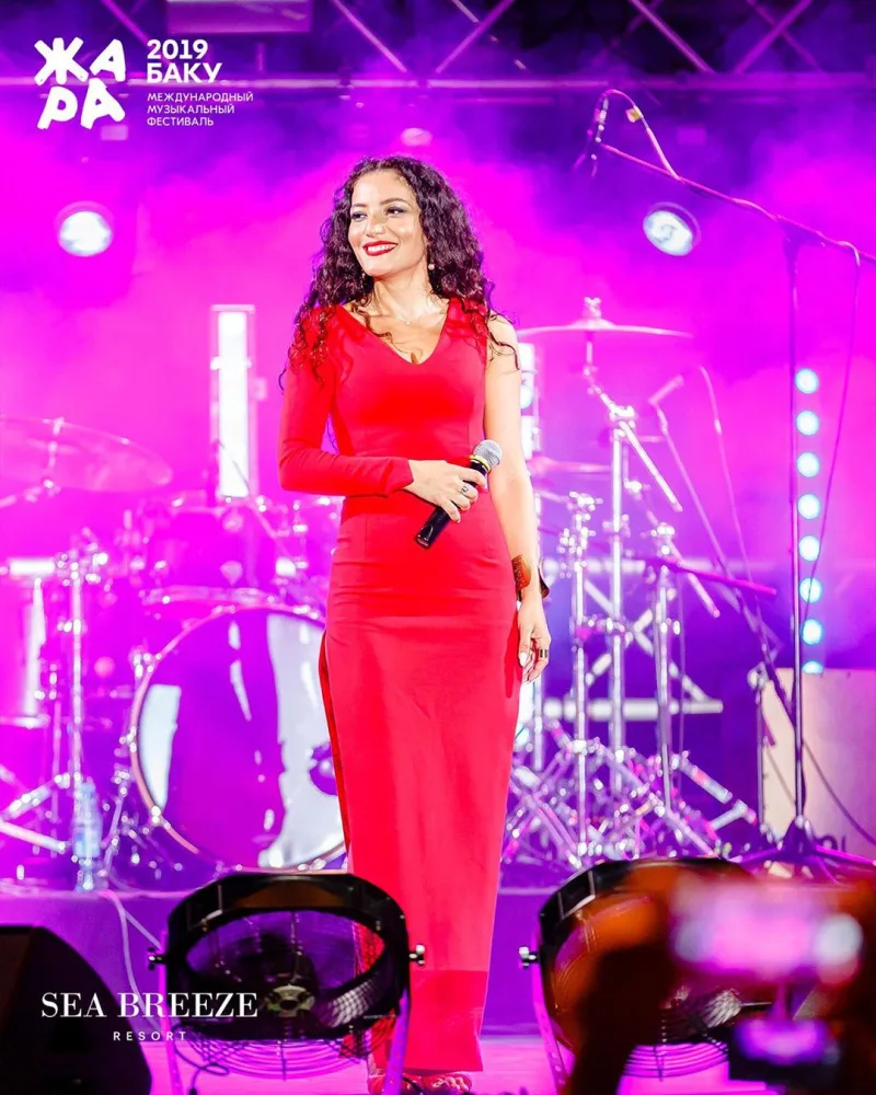 Emin azərbaycanlı və rusiyalı ulduzlarla party etdi - FOTOSESSİYA