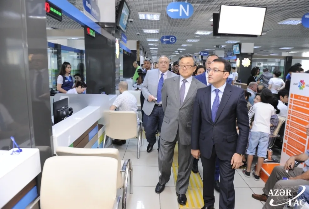 BMT Baş katibinin müavini “ASAN xidmət” mərkəzində - FOTO
