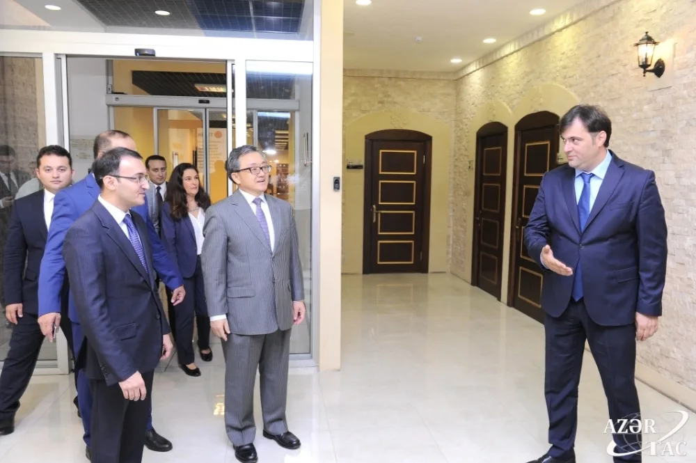 BMT Baş katibinin müavini “ASAN xidmət” mərkəzində - FOTO