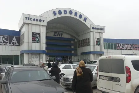 “Sədərək” Ticarət Mərkəzində aksiya - – Mağazalar bağlandı